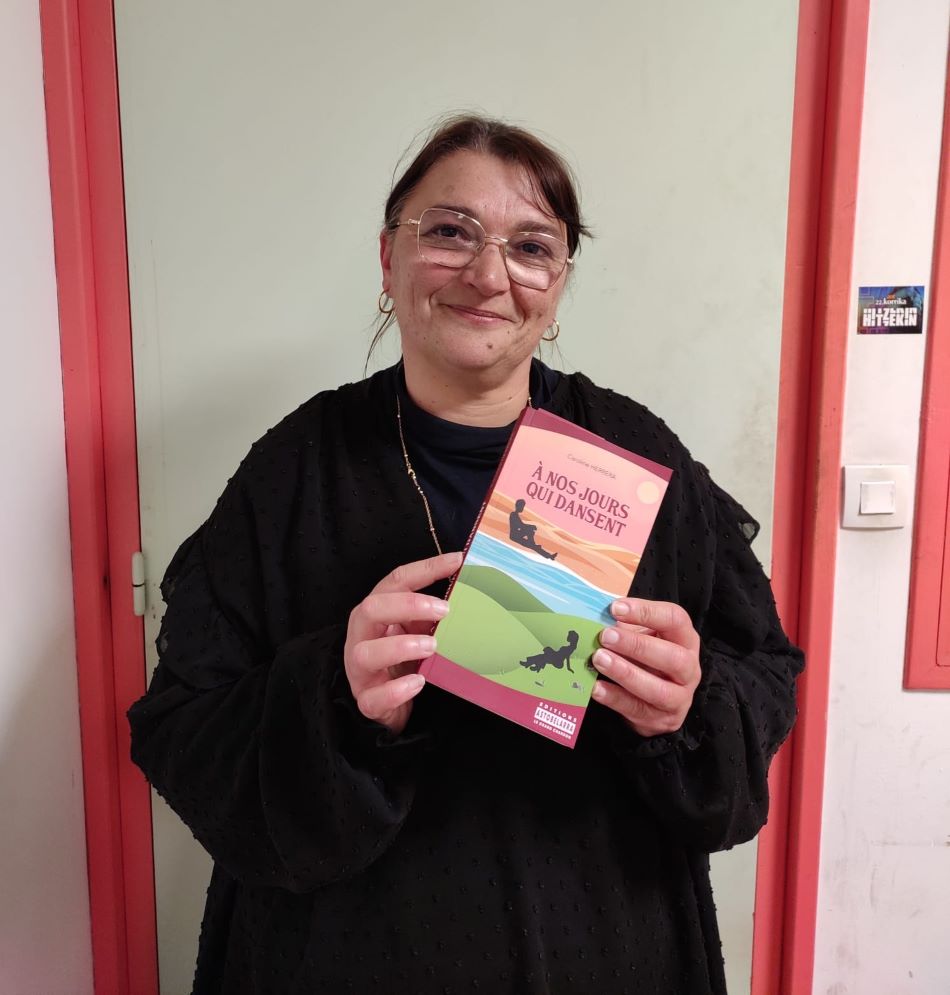 A nos jours qui dansent izena dü Caroline Herrera idazlearen 4. lana